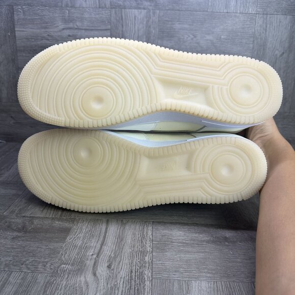 Nike Air Force 1 '07 LV8 Men's size 10.5 Coconut Sail Khaki Shoes FN5832-101 - Picture 7 of 8